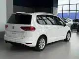 صورة 5 - Volkswagen Touran