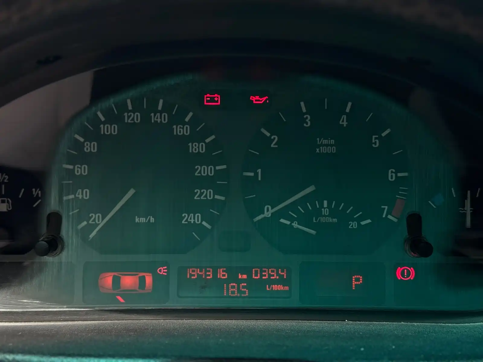 Photo 9 - BMW 3 Series