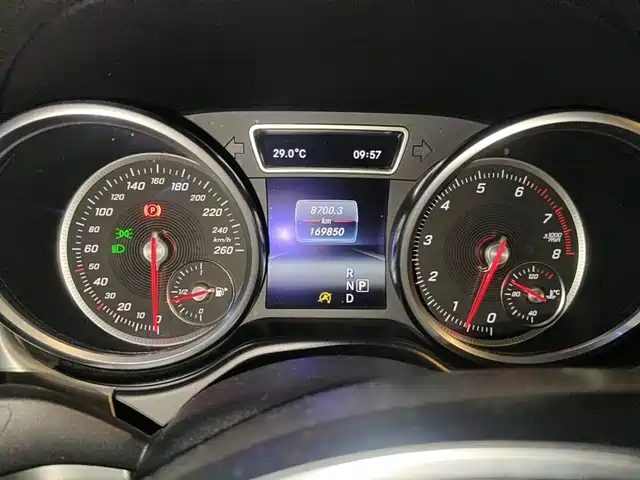 Mercedes-Benz GLE Coupe 2015 GLE 320 4MATIC Coupe SUV — фото 4