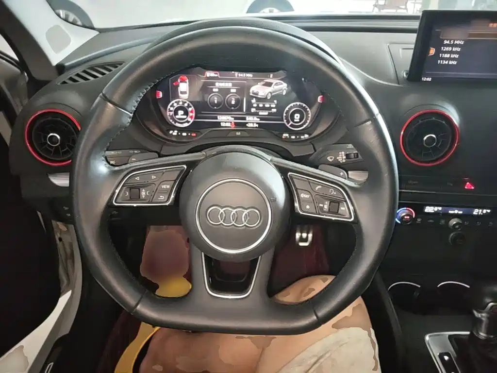 Фото 11 - Audi A3