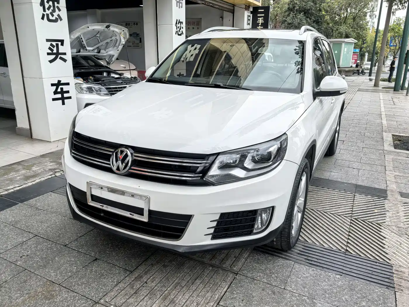 Volkswagen Tiguan 2013 1.8TSI Auto 2WD Comfort Edition фото 2