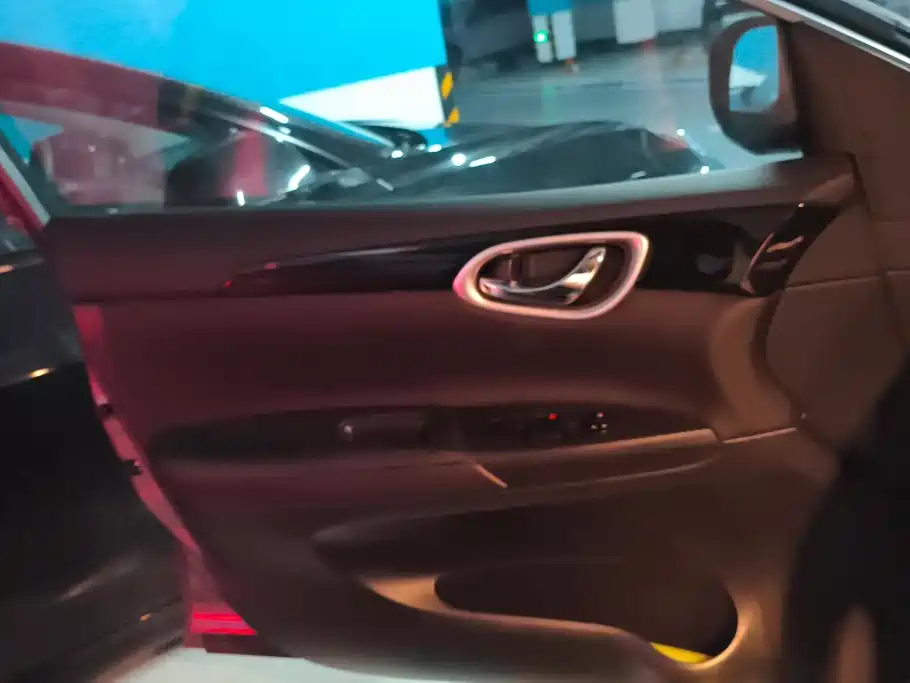 Nissan SYLPHY, миниатюра 7
