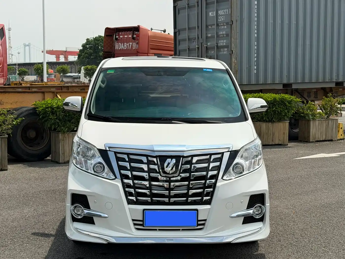 Toyota Alphard 2012 3.5L Luxury Edition фото 2