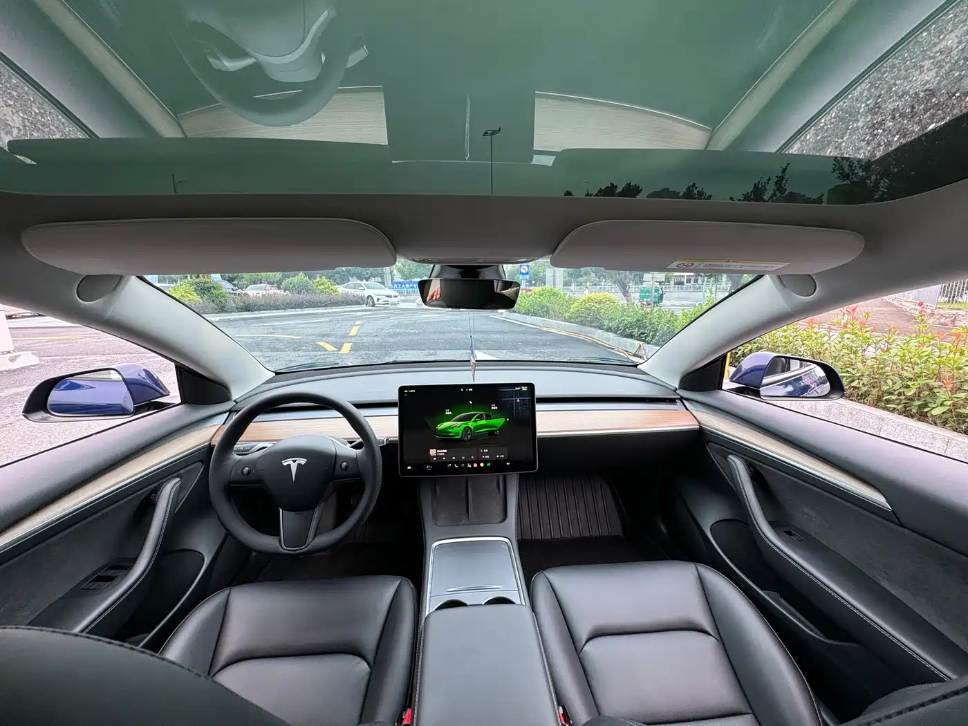Фото 9 - Tesla Model 3