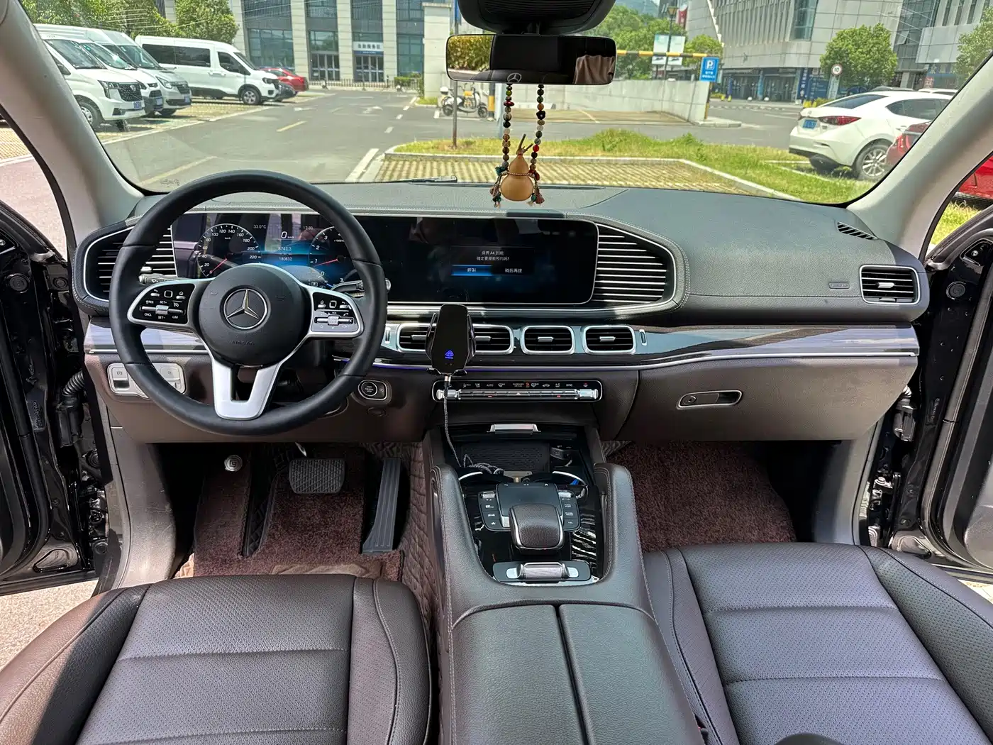 Photo 10 - Mercedes-Benz GLE