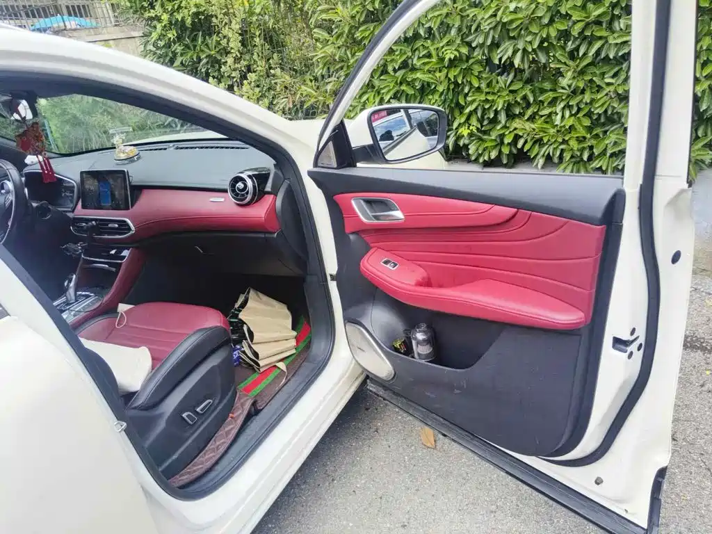 MG HS 2020 2019 30T Automatic 2WD Trophy Super Burn Edition China VI