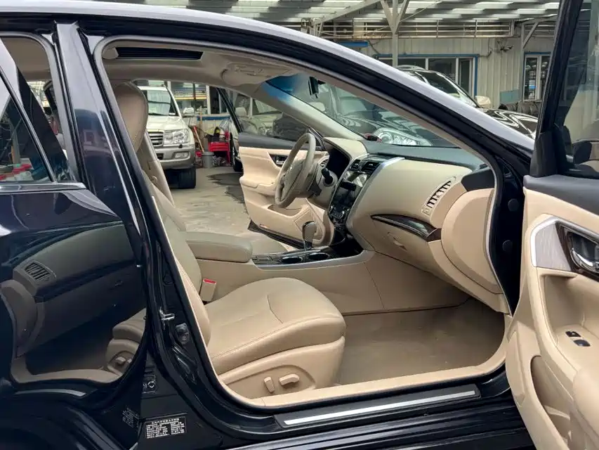 Nissan Teana 2014 2013 2.5L XL Leading Edition