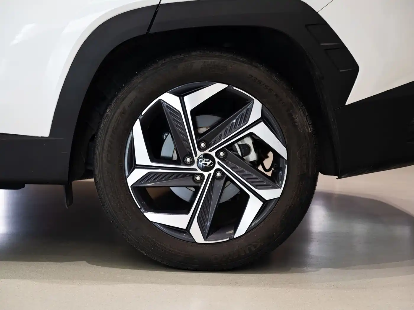 Hyundai Tucson 2023 2023 Tucson L 1.5T Automatic 2WD DLX Luxury Edition