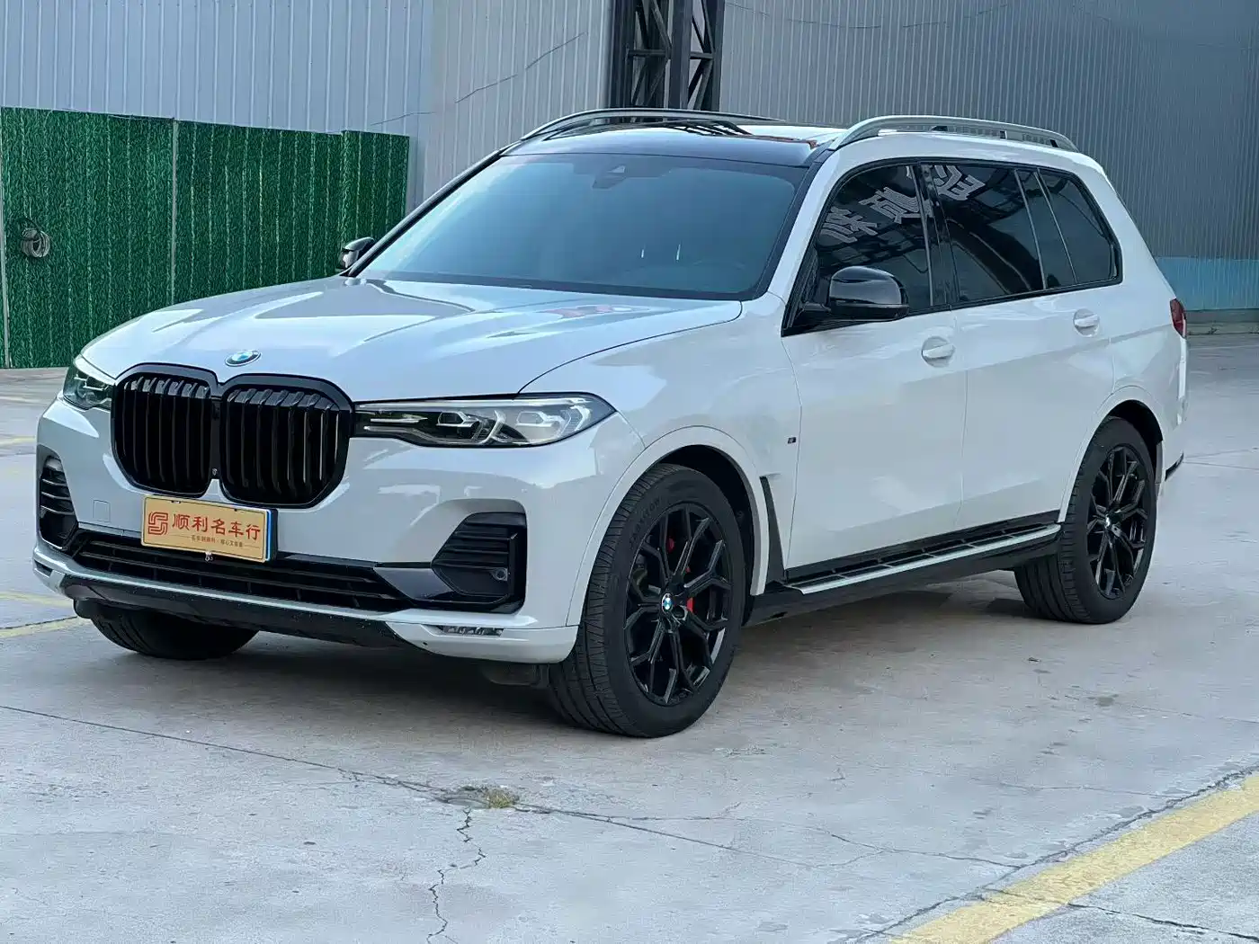 Фото 1 - BMW X7