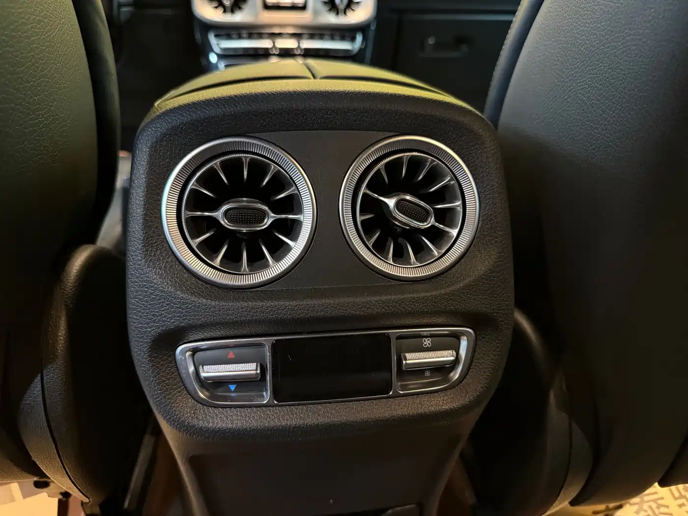 Mercedes-Benz G-Class AMG 2023 AMG G 63 фото 24