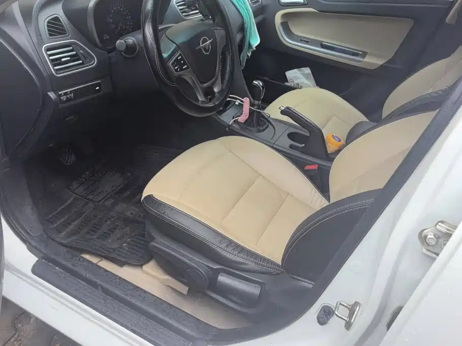 Haima Familia 2016 2016 1.6L Manual Pinshang Upgrade Edition