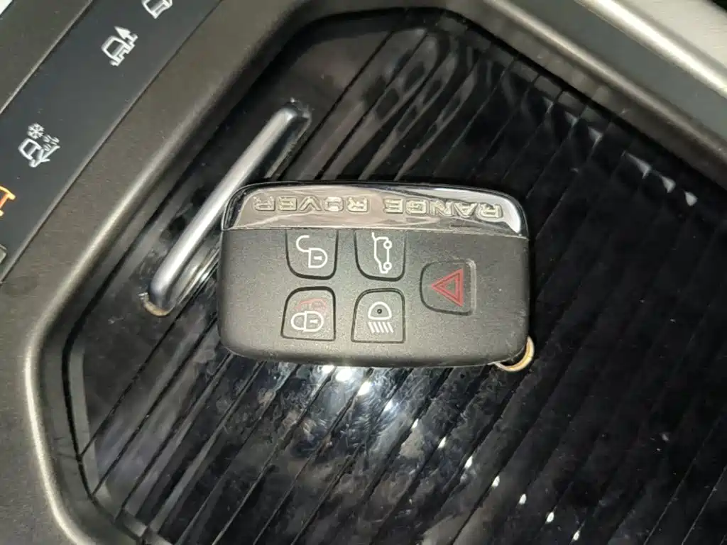 Фото 9 - Land Rover Range Rover Evoque