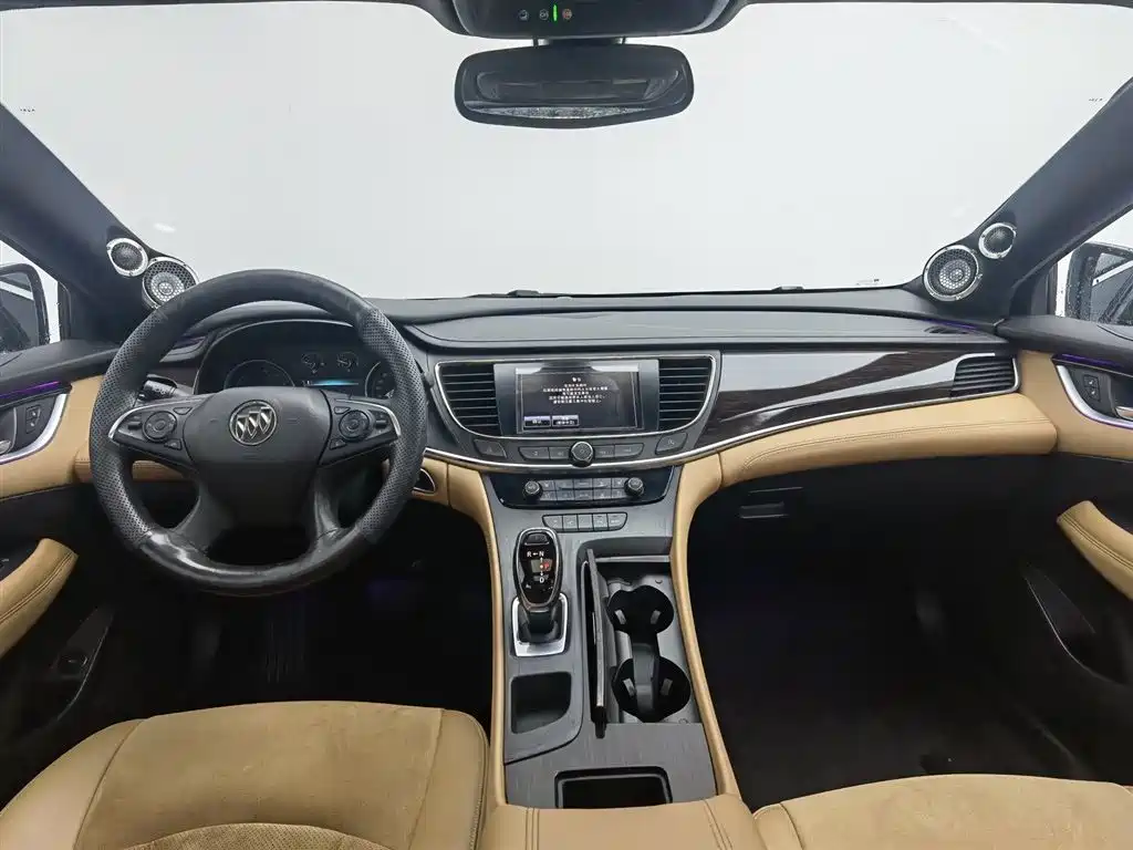 Фото 5 - Buick LaCrosse