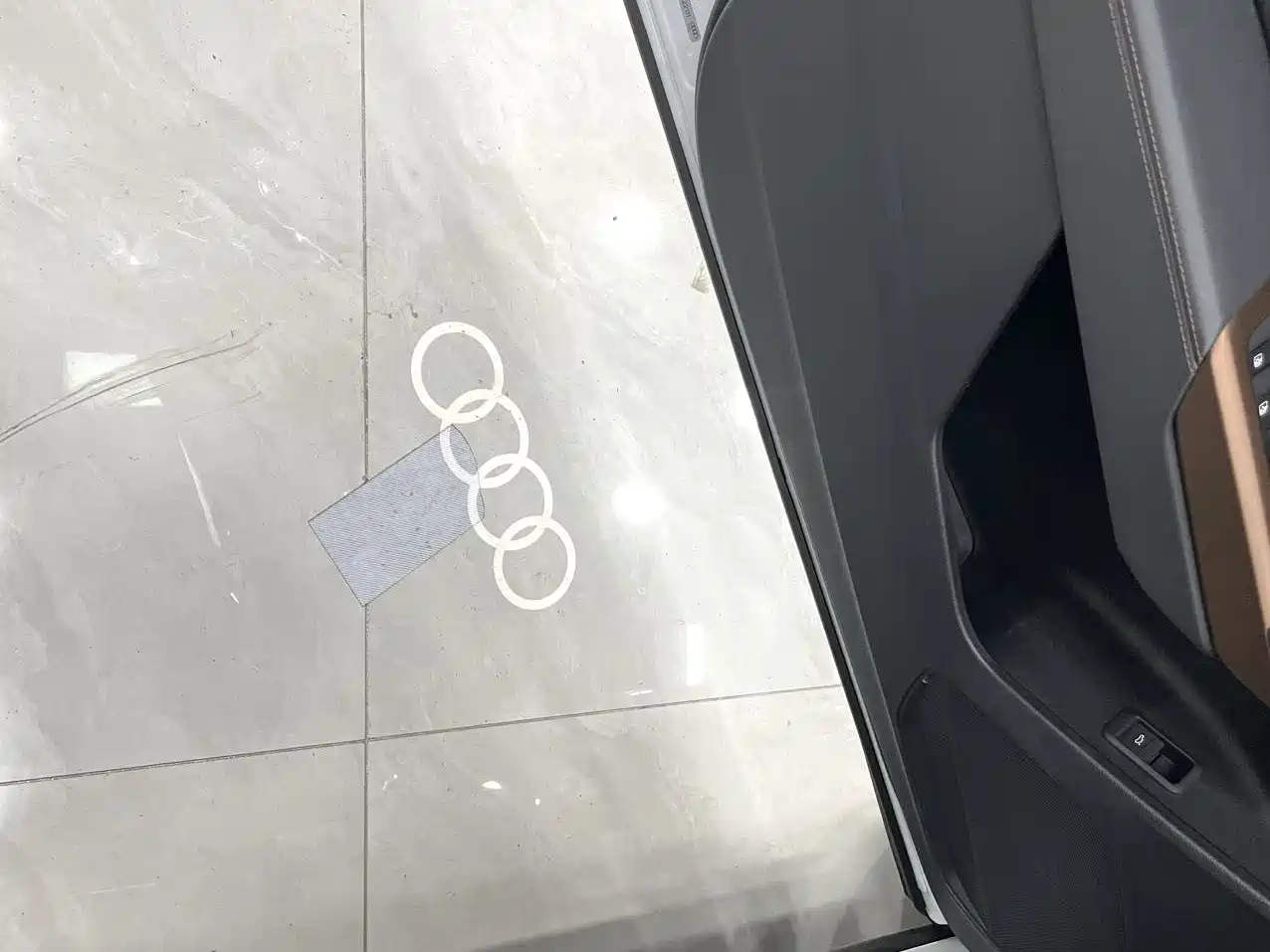 Audi Q3 2022 35 TFSI Fashion Elegance фото 16