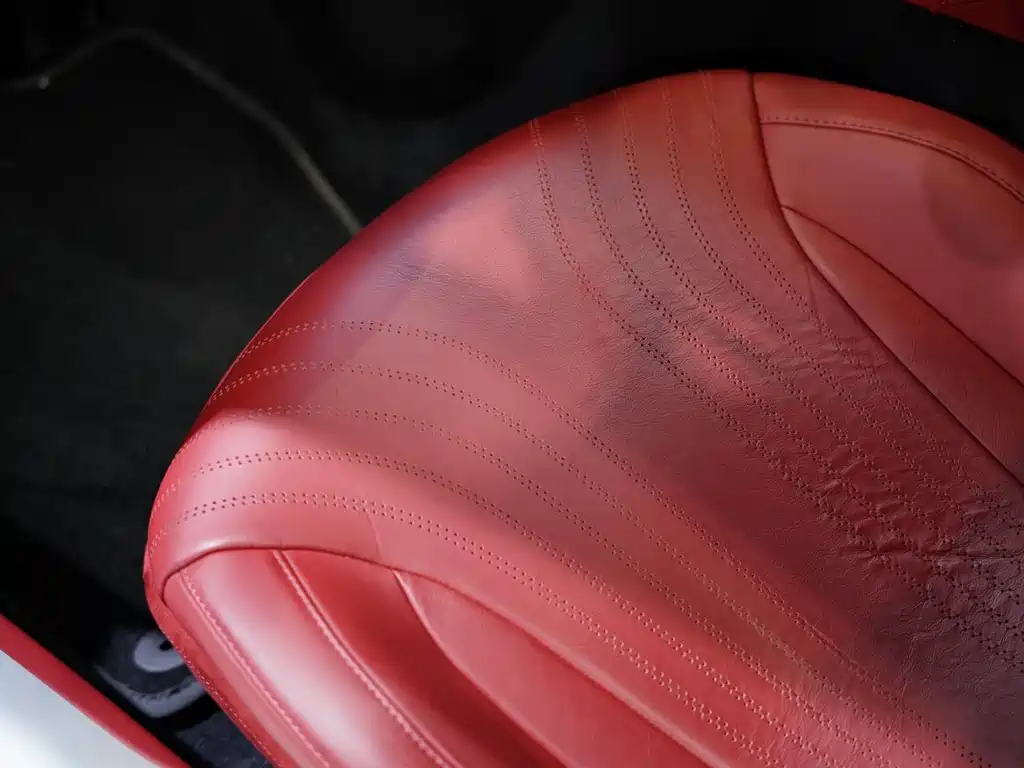 Aston Martin DB11 2022 2020 4.0T V8 Coupe