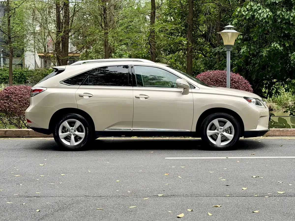 Lexus RX Classic 2013 270 Elegance фото 3