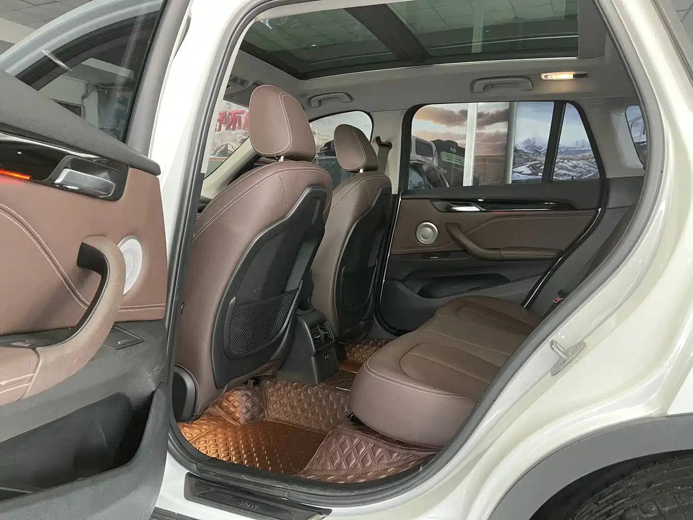 BMW X1 2021 sDrive25Li Leading фото 5