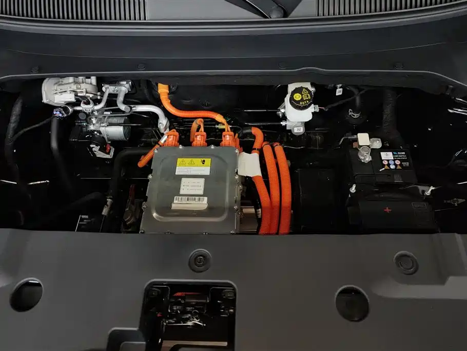 BAOJUN YUE ALSO PLUS