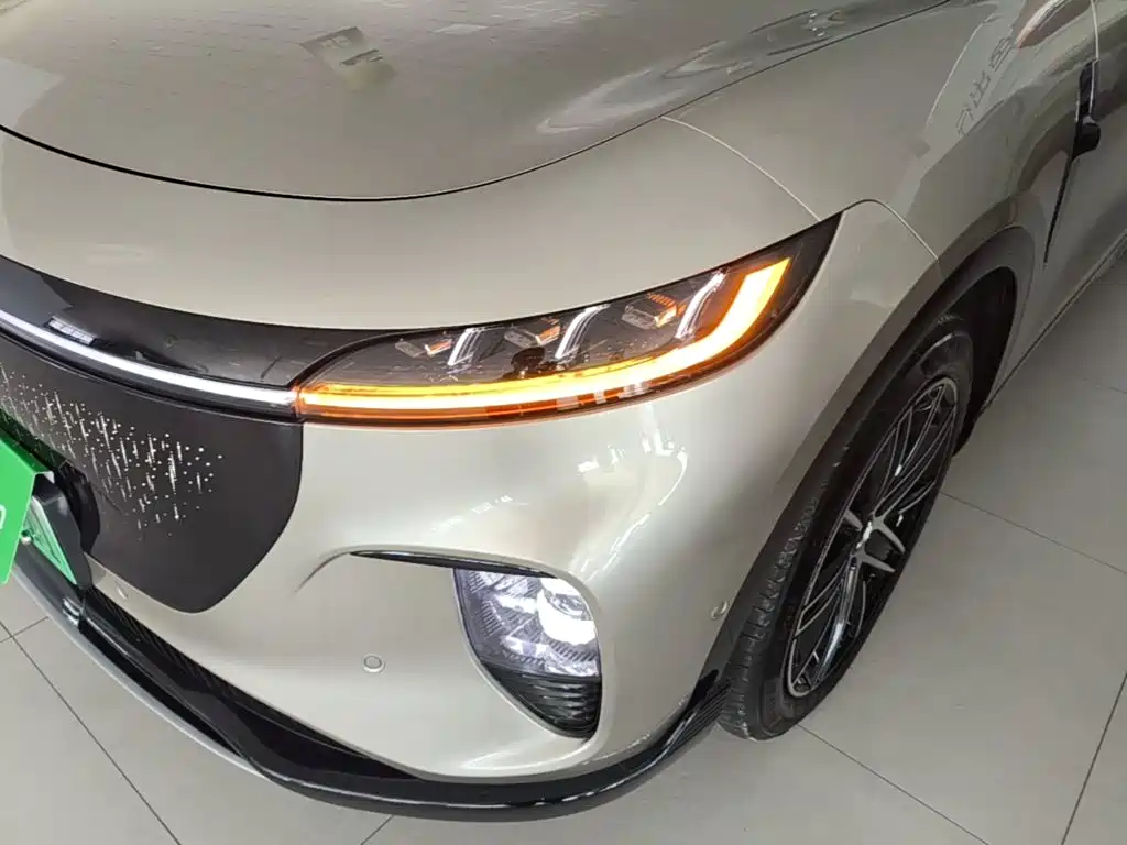 Voyah Courage 2026 2025 Model 2WD Huawei Qiankun Edition