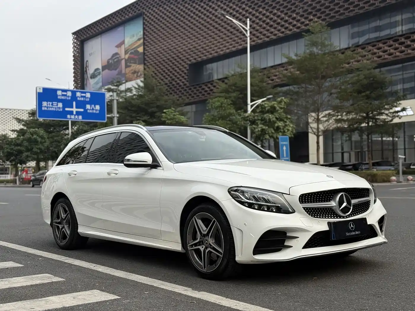 Mercedes-Benz C-Class (Import) 2020 Model C 260 Estate фото 7