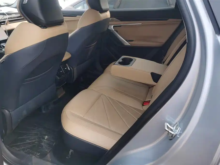 GEELY AUTOMOBILE BOYUE L