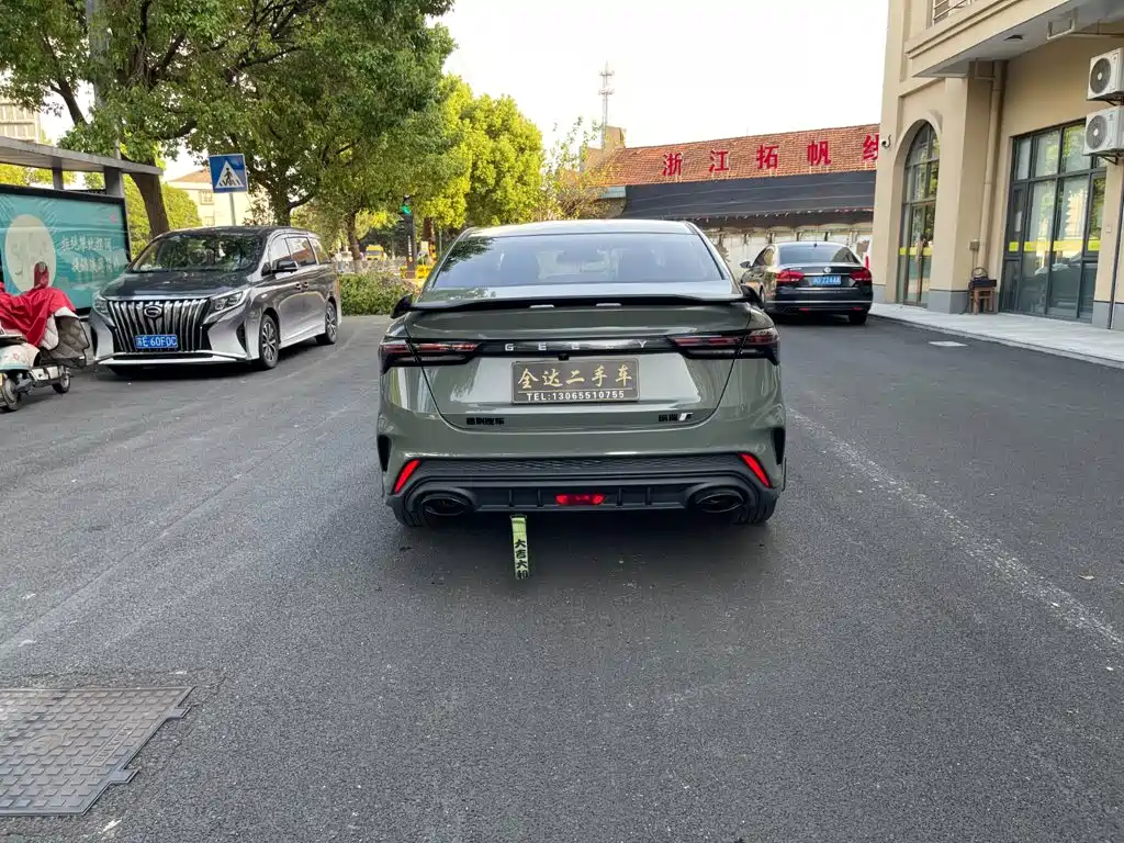 Фото 3 - Geely Binrui