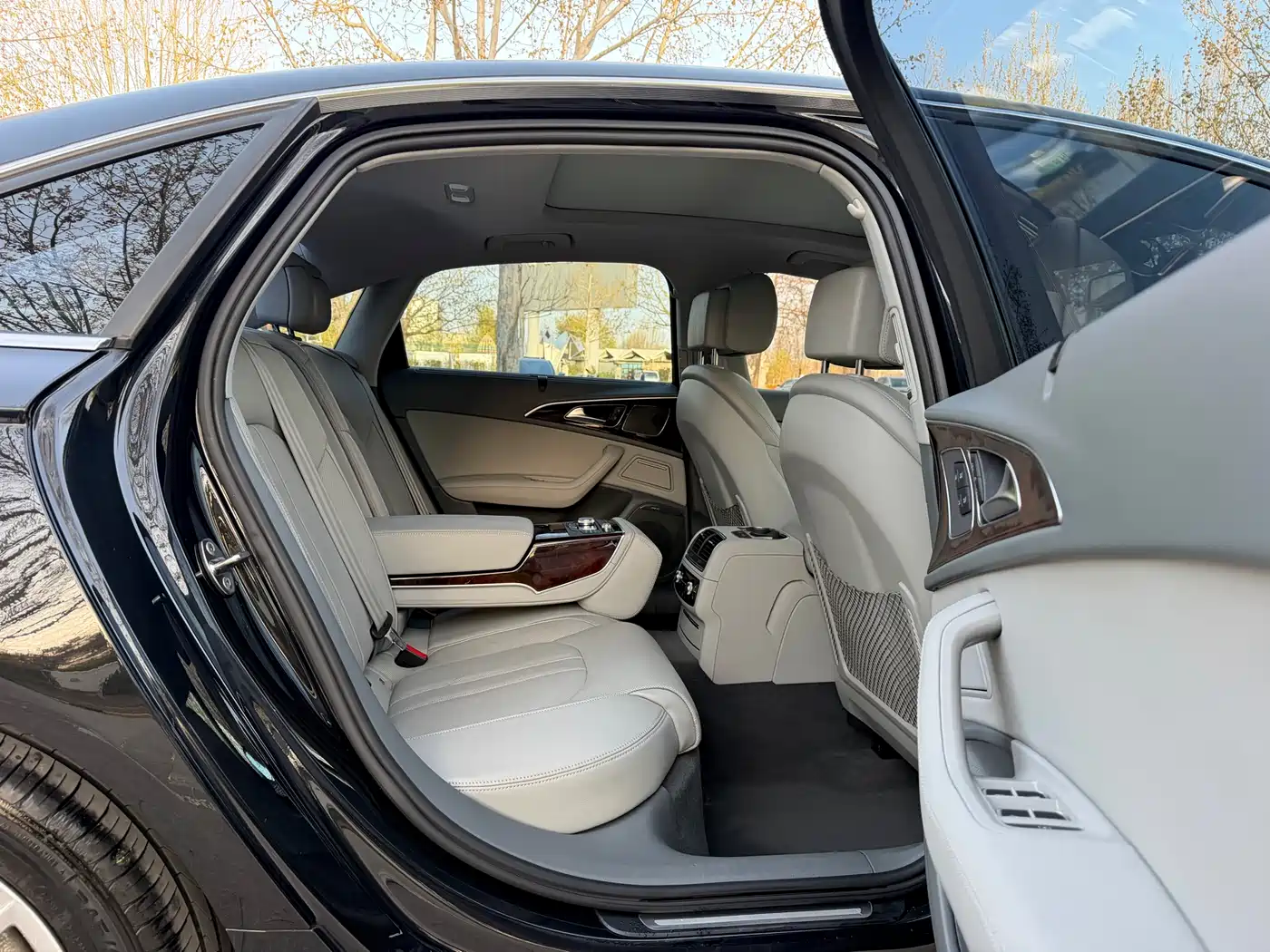 Audi A6L 2014 35 FSI Comfort фото 10