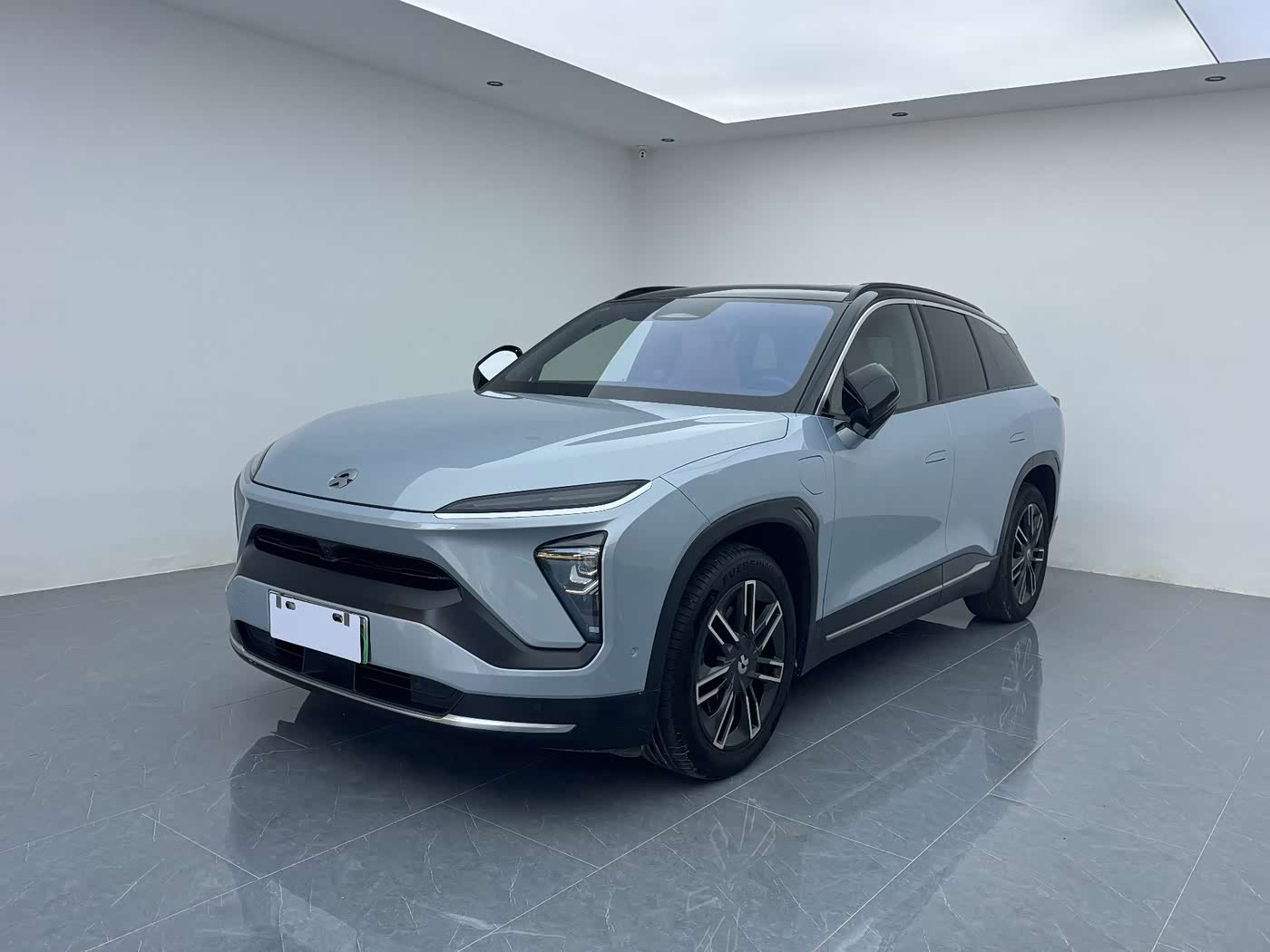 NIO ES6