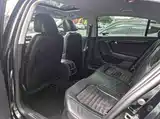 Фото 5 - Volkswagen Magotan