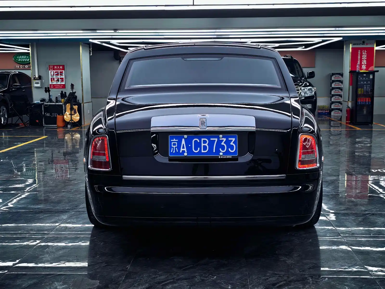 Фото 26 - Rolls-Royce Phantom