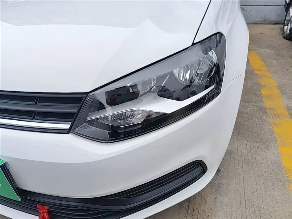 Volkswagen Polo 2018 1.5L Auto Safe Drive фото 24