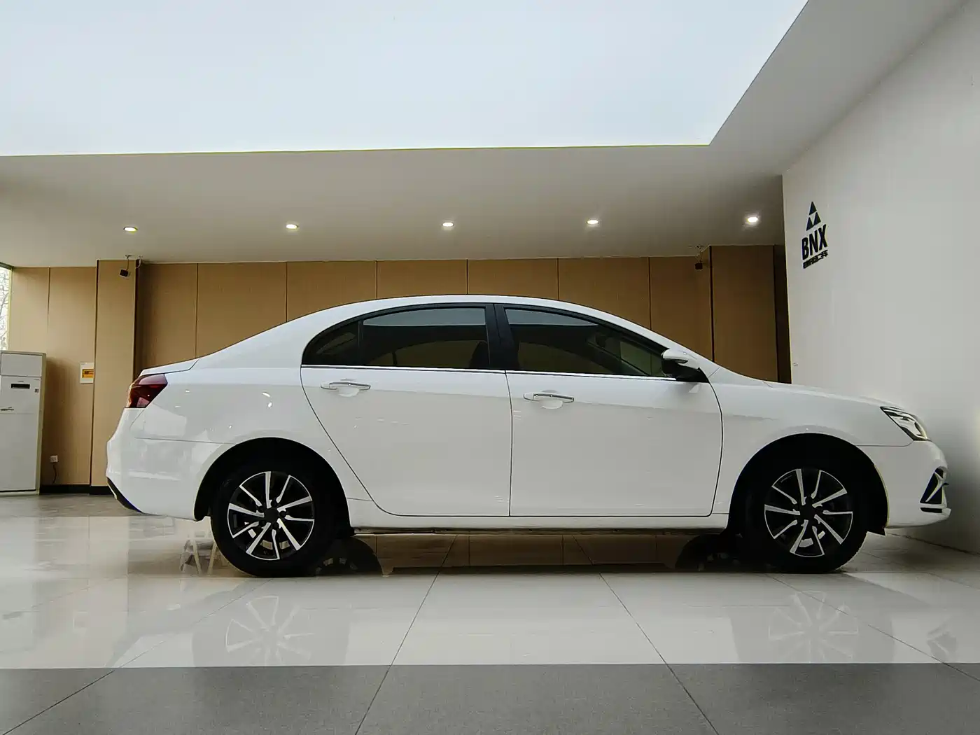 GEELY AUTOMOBILE EMGRAND
