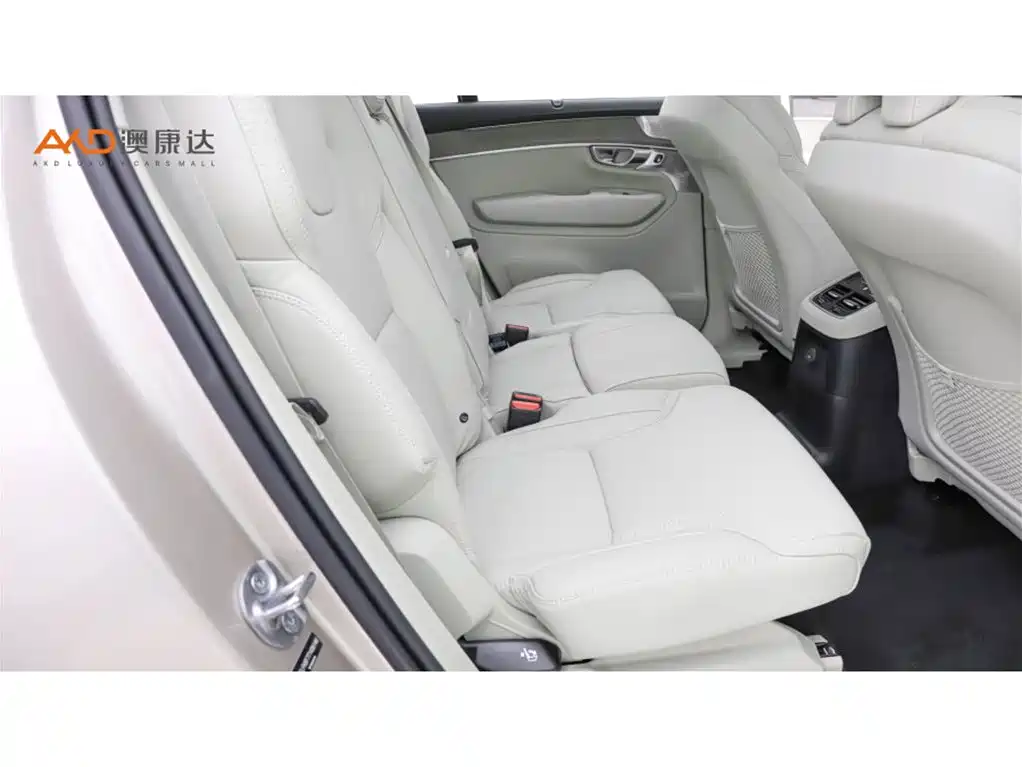 VOLVO XC90 PLUG IN HYBRID