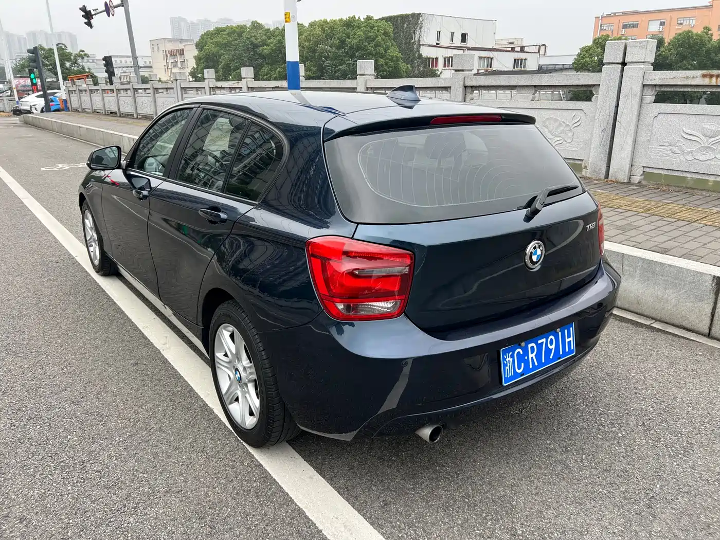 BMW 1 Series (Import) 2013 Facelift 116i Leading Model фото 4