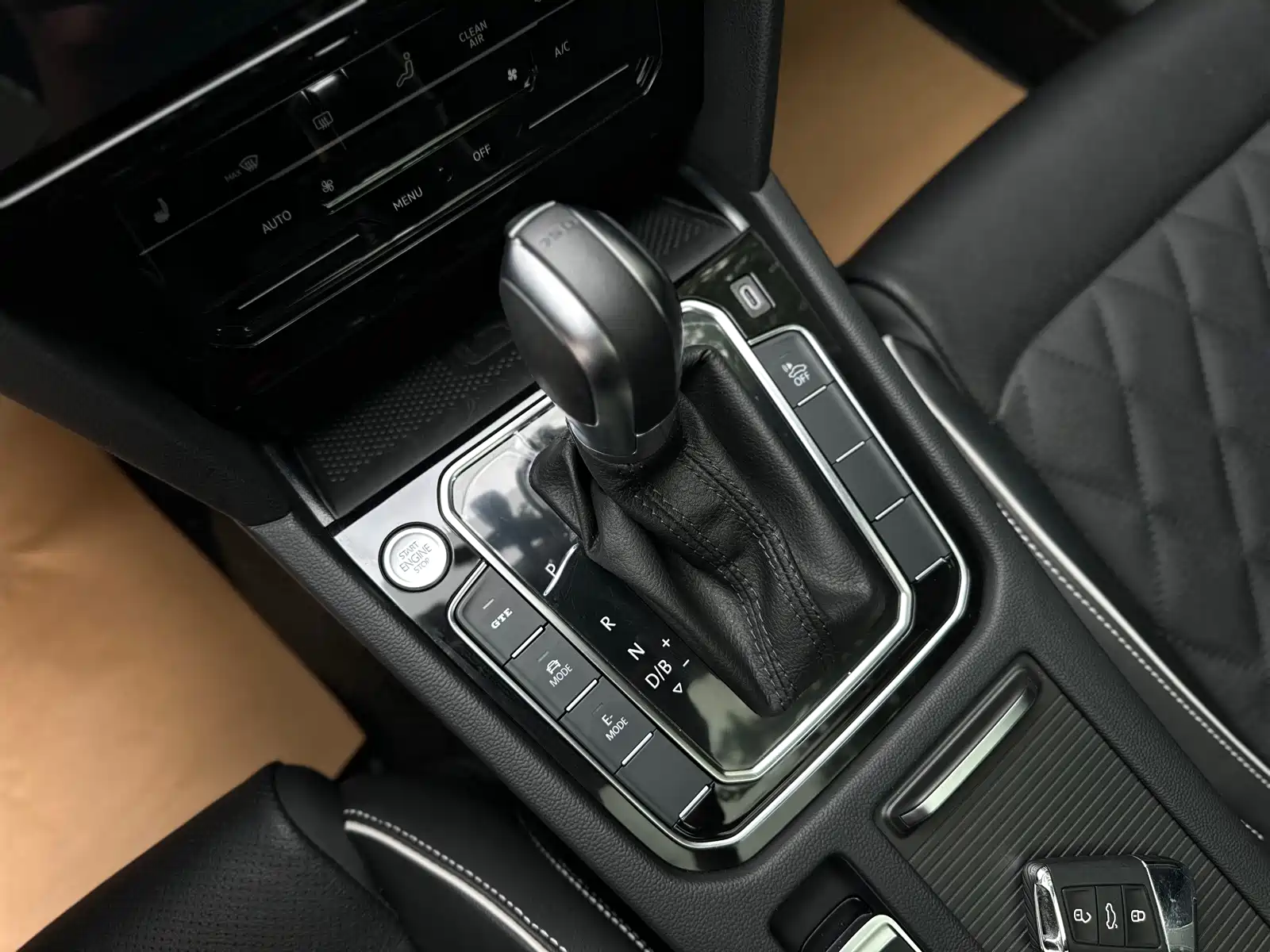 Фото 9 - Volkswagen Magotan GTE Plug-in Hybrid