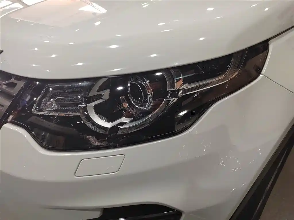 Land Rover Discovery Sport 2016 2.0T SE фото 15