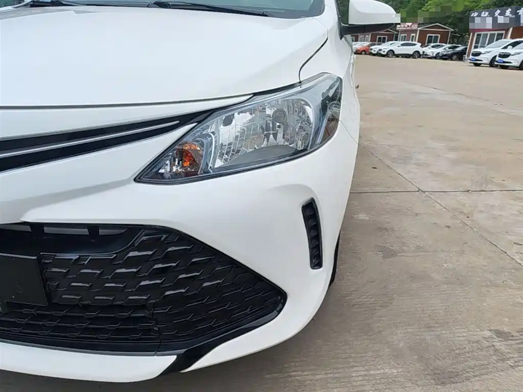 Toyota Vios FS 2017 1.5L CVT Fengchi Edition фото 24
