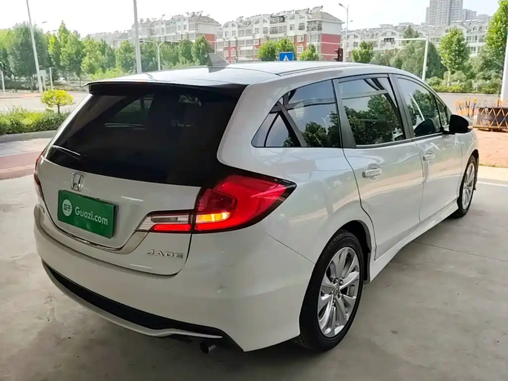 Honda Jade 2019 2017 1.8L Automatic Classic Edition 5-seater