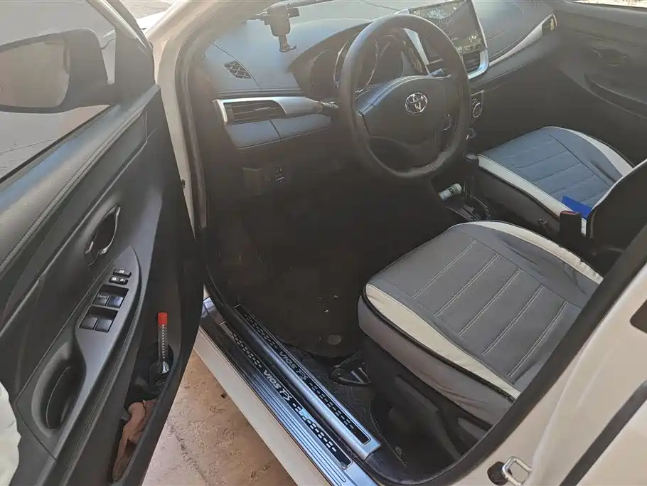 Toyota Vios FS 2017 1.5L CVT Fengchi Edition фото 9