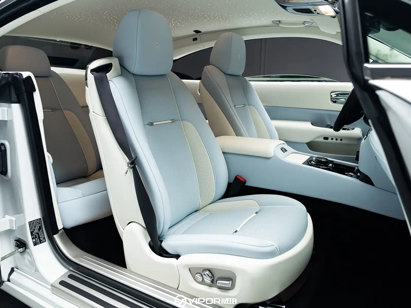Фото 8 - Rolls-Royce Wraith