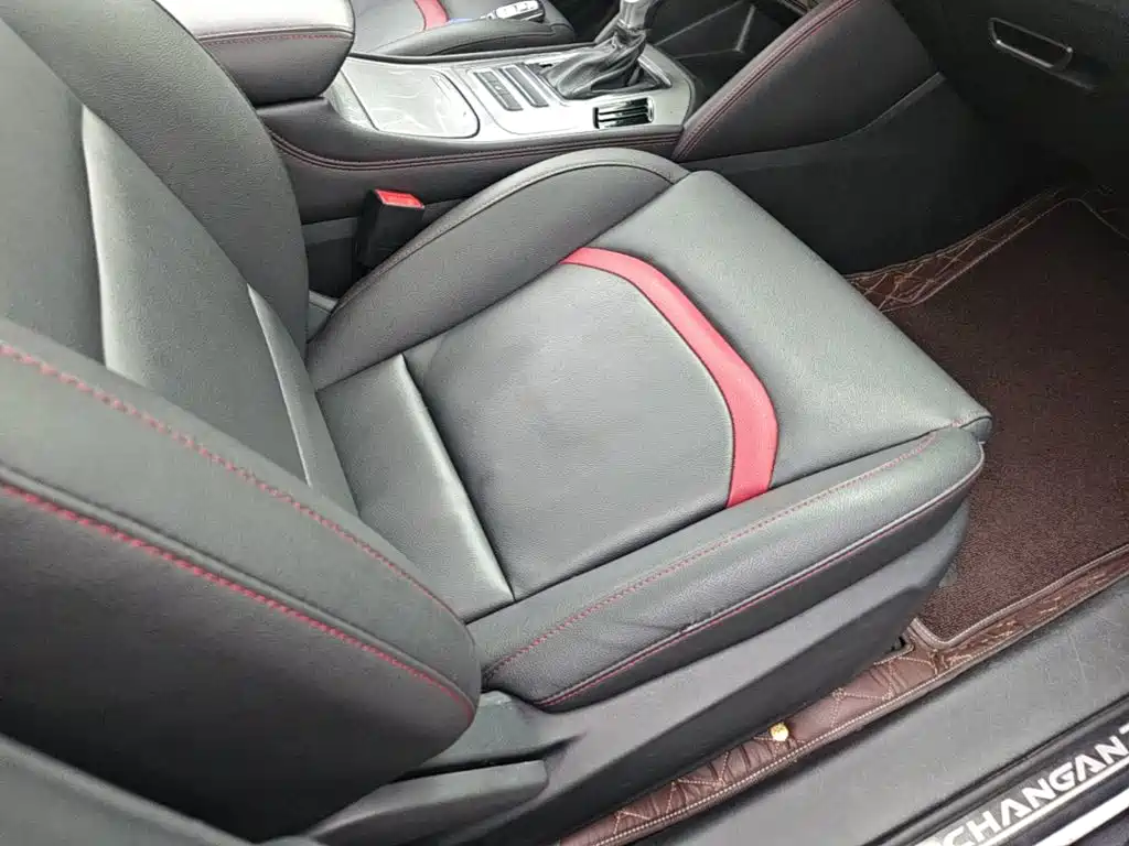 Фото 25 - Changan CS55