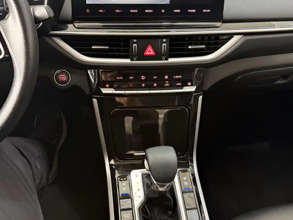Kia K3 2021 Facelift 1.5L CVT Fashion Edition фото 14