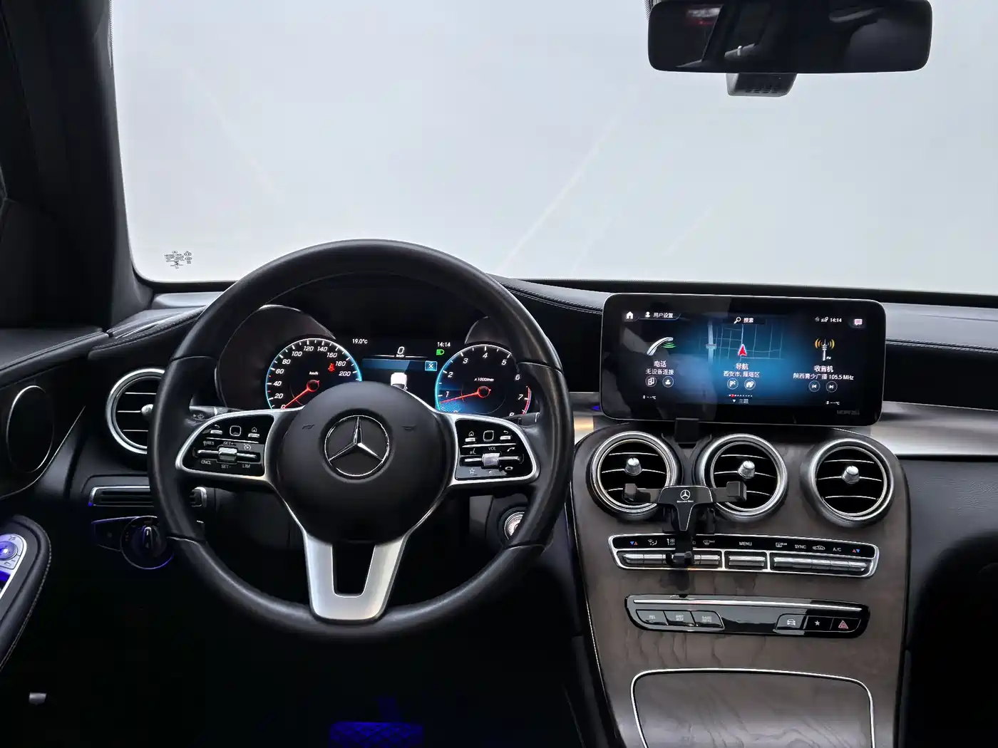 Mercedes-Benz GLC 2020 GLC 300 L 4MATIC Dynamic фото 14