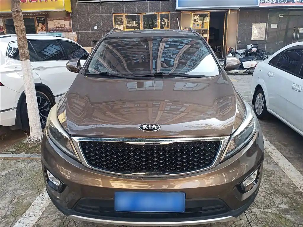 Kia Sportage 2015 2.0L Automatic 2WD GL фото 3