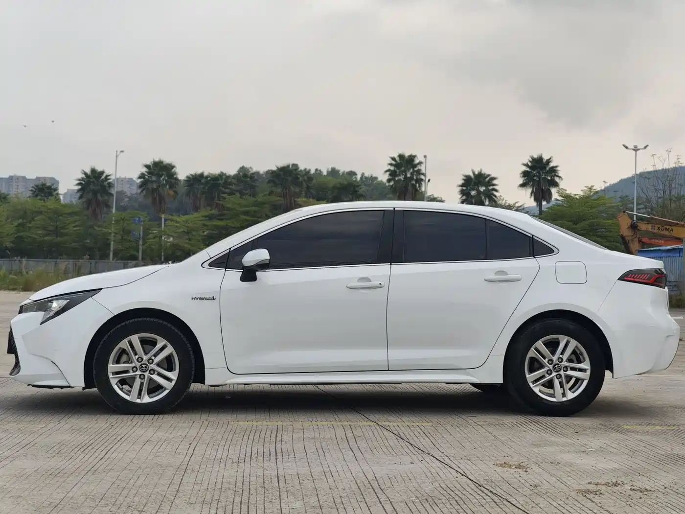 Toyota Levin 2019 Dual Engine 1.8H E-CVT Luxury Edition China V фото 4