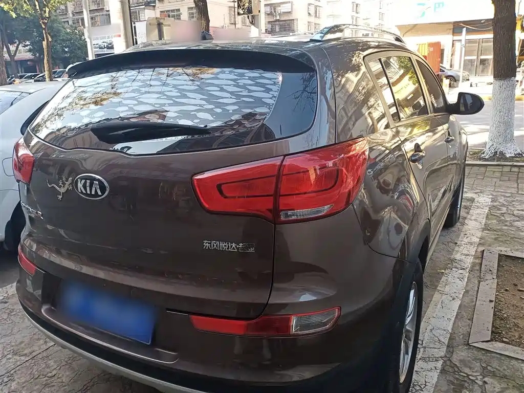Kia Sportage 2015 2.0L Automatic 2WD GL фото 7