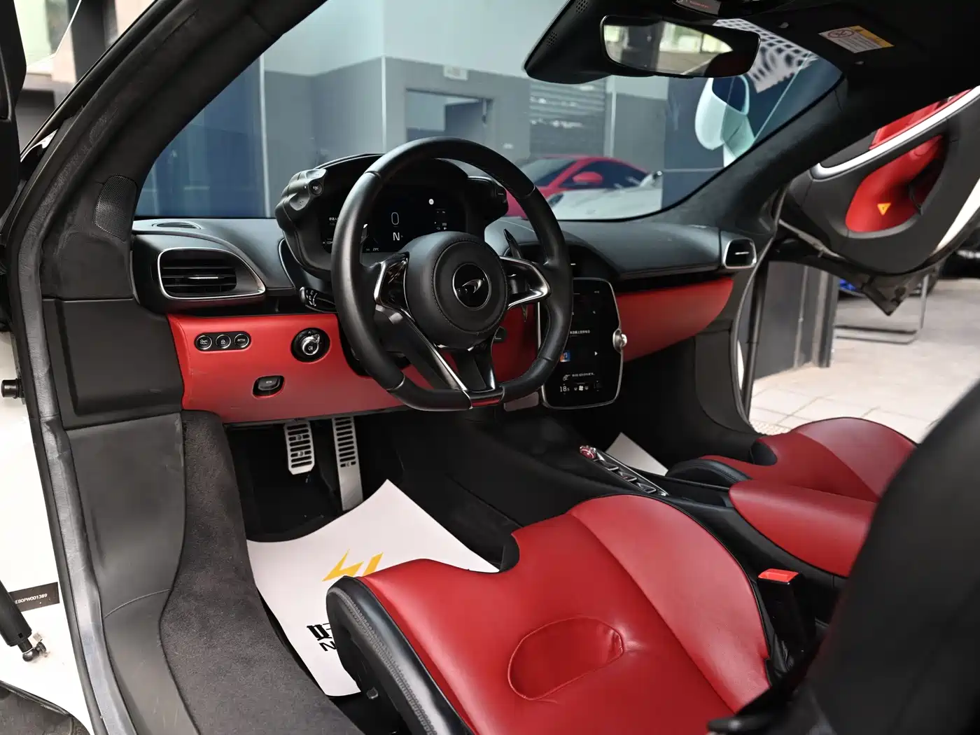 McLaren Artura 2025 2023 3.0T Hybrid Standard