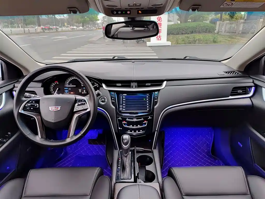 Cadillac XTS 2018 28T Technology фото 6