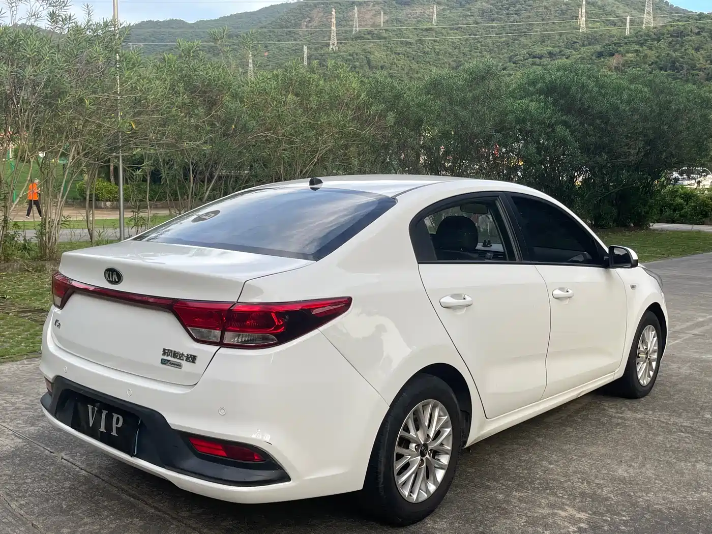 Kia K2 2019 Sedan 1.4L AT 15th Anniversary Special Edition GLS China VI фото 3