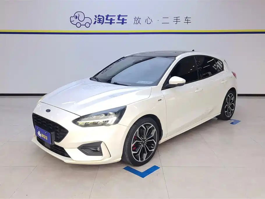 Ford Focus 2020 Hatchback EcoBoost 180 Automatic ST Line